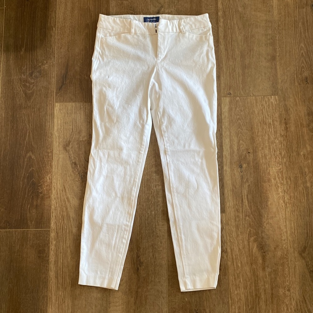 White skinny pant